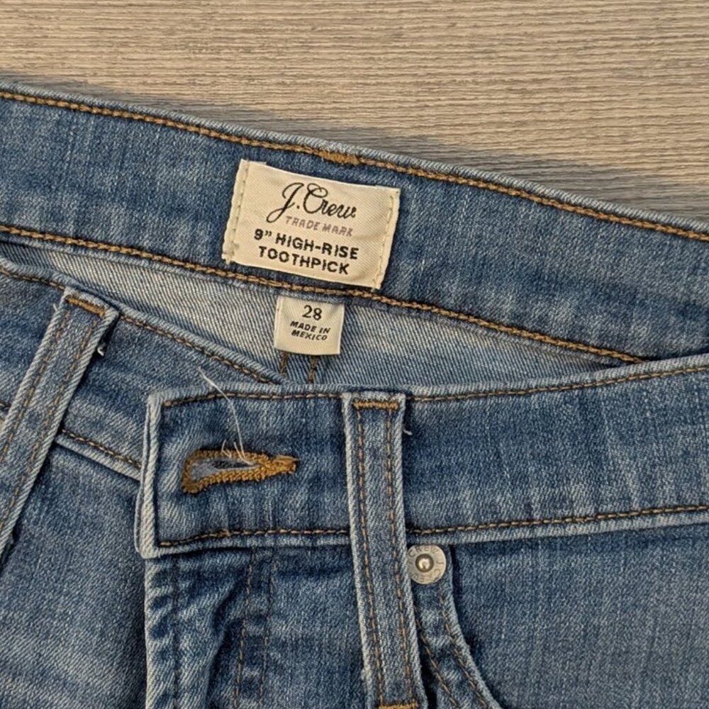 J Crew toothpick jeans - size 28